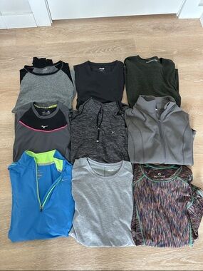 Women’s Small Activewear Bundle Nike Dri Fit Avia Old Navy Gym Tops Lot